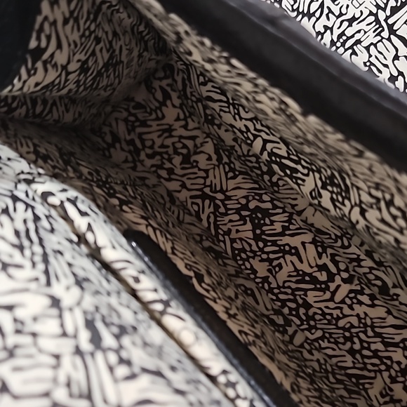 Rebecca Minkoff Black Quilted Chain Shoulder Bag - Picture 6 of 7